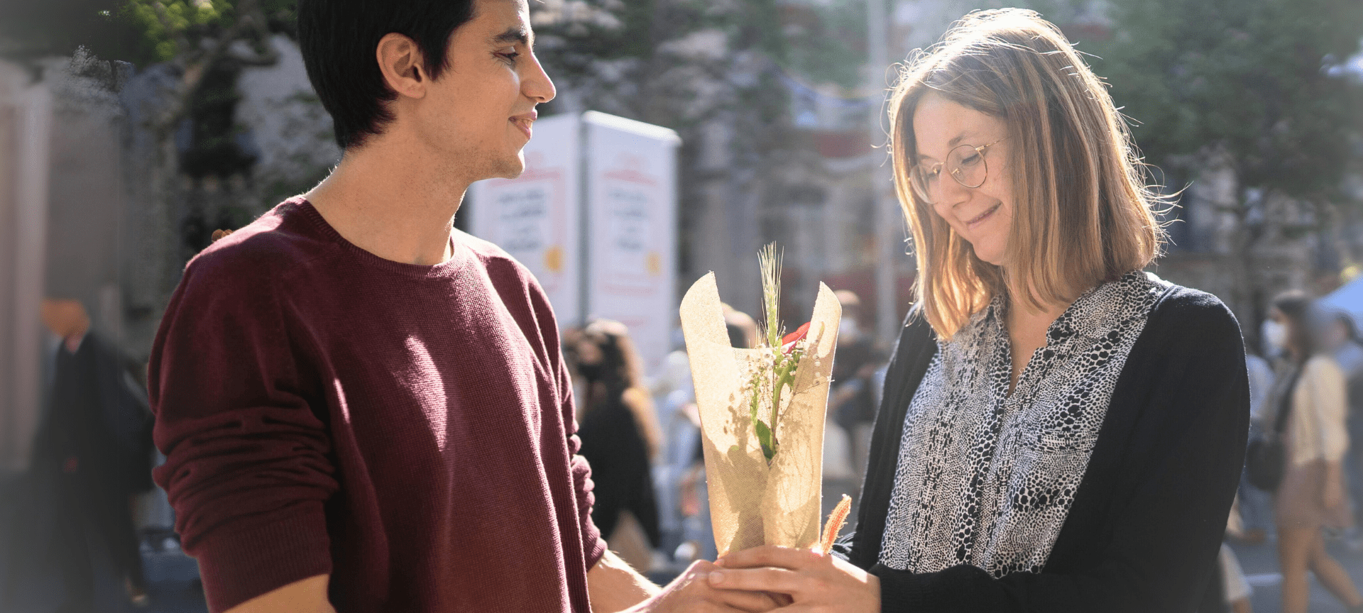 Red roses and a book &ndash; traditional symbols of Sant Jordi in Barcelona